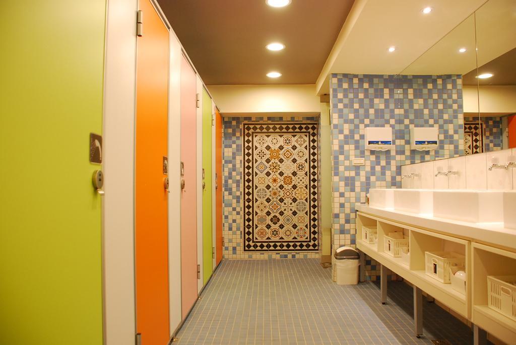 Taipei Livepal Hostel ภายนอก รูปภาพ