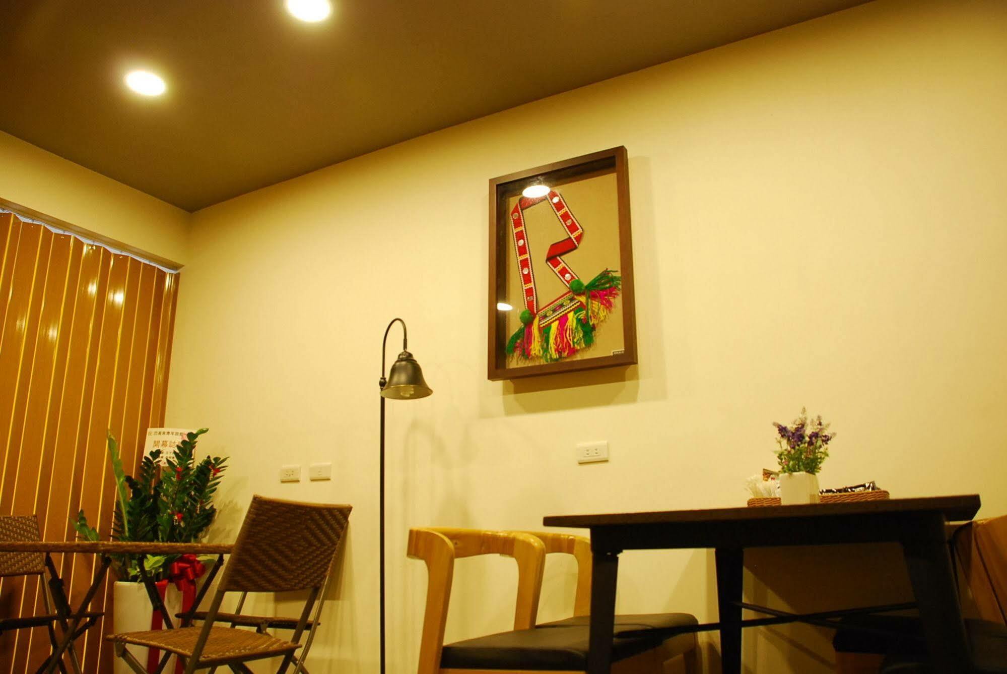 Taipei Livepal Hostel ภายนอก รูปภาพ